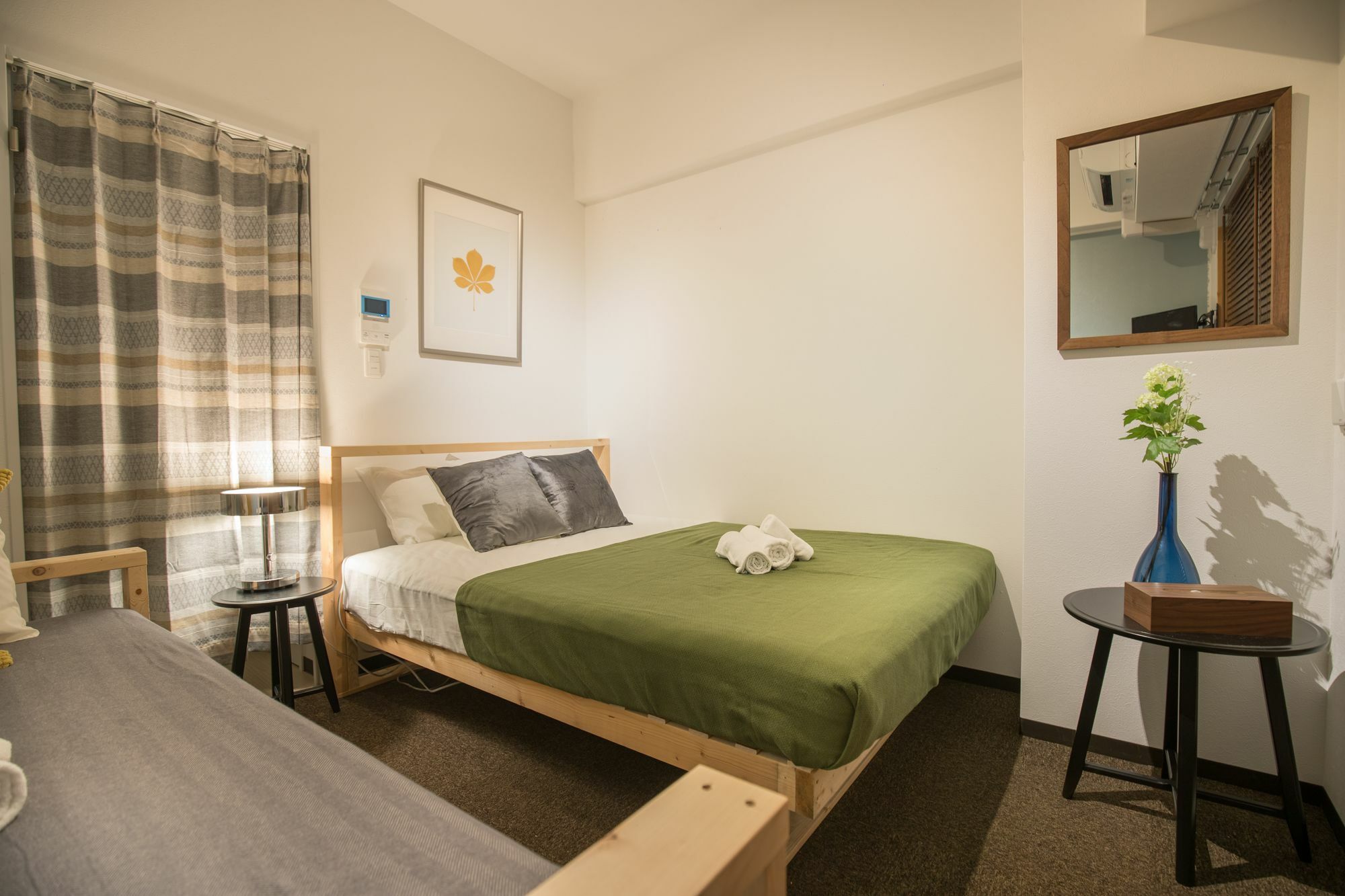 Uro Apartment Osaka Buitenkant foto