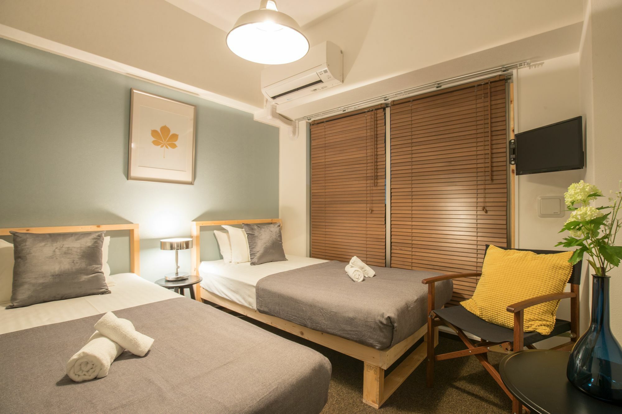 Uro Apartment Osaka Buitenkant foto